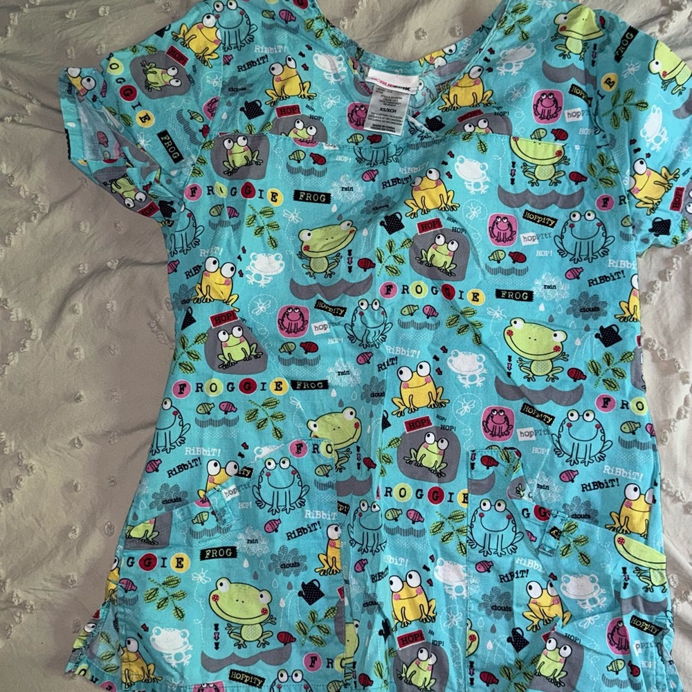 Frog Print Scrub Top